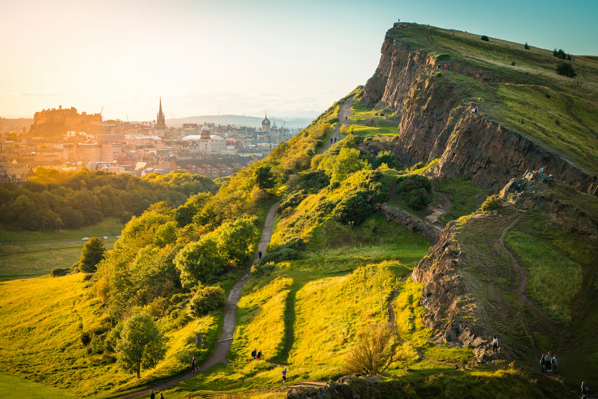 Sunrise at Arthur's Seat in Edinburgh, Scotland
